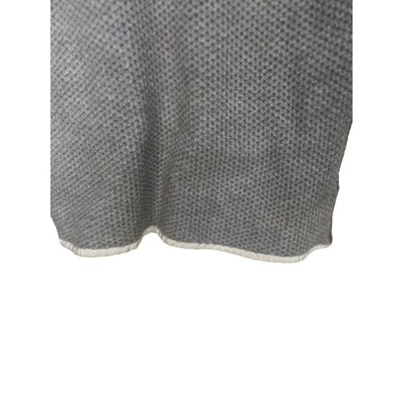 Moth Anthropologie Women's Gray Cardigan Sweater flower buttons Size Small - Picture 9 of 11